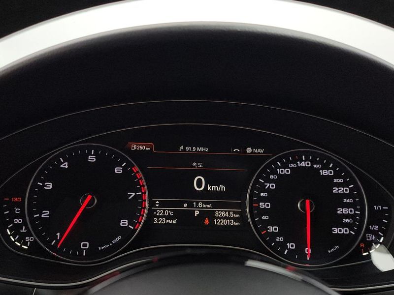 2015 Audi A6 40 TFSI Quattro Dynamic C7 photo 8