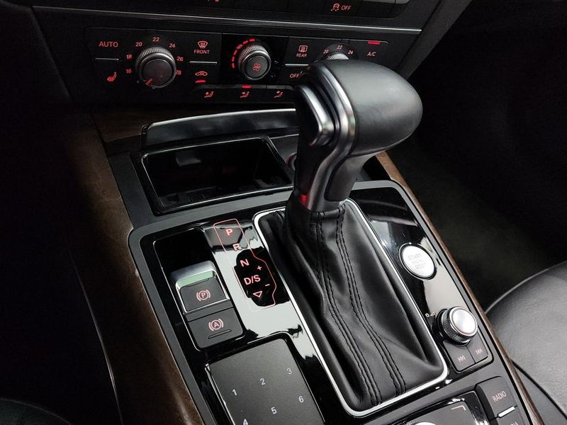 2015 Audi A6 40 TFSI Quattro Dynamic C7 photo 9