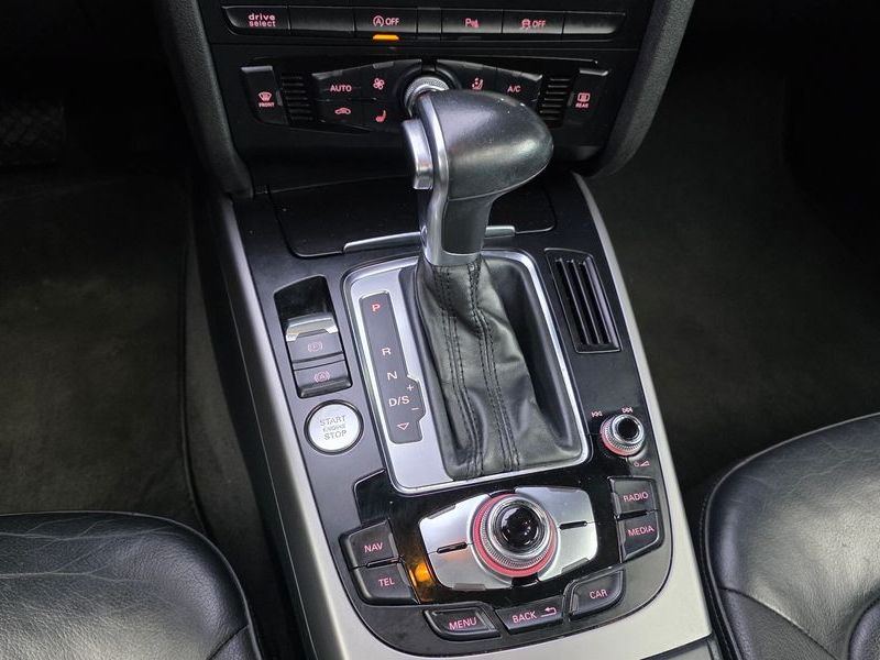 2015 Audi A4 30 TDI Dynamic B8 photo 9