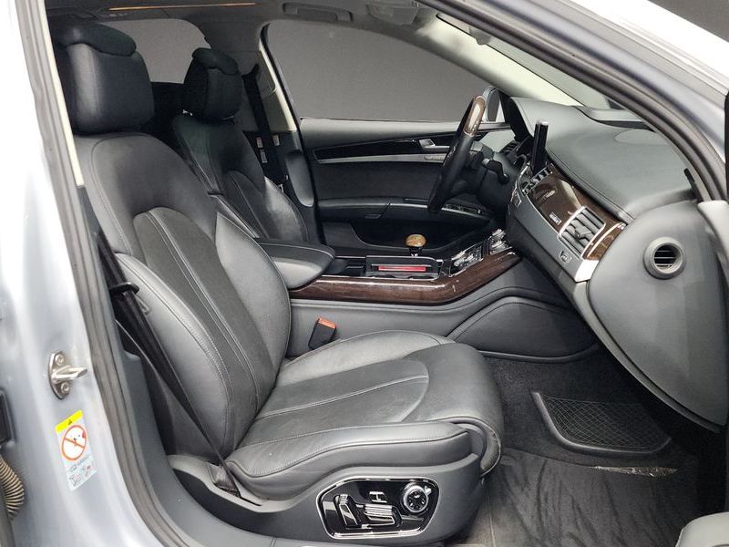 2015 Audi A8 60 TFSI Quattro LWB D4 photo 11
