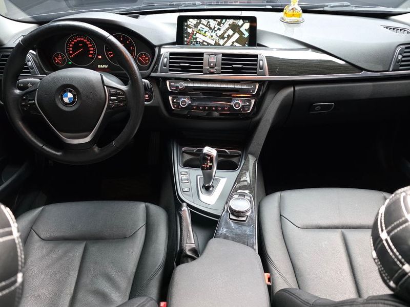 2016 BMW 3 Series 320d photo 7