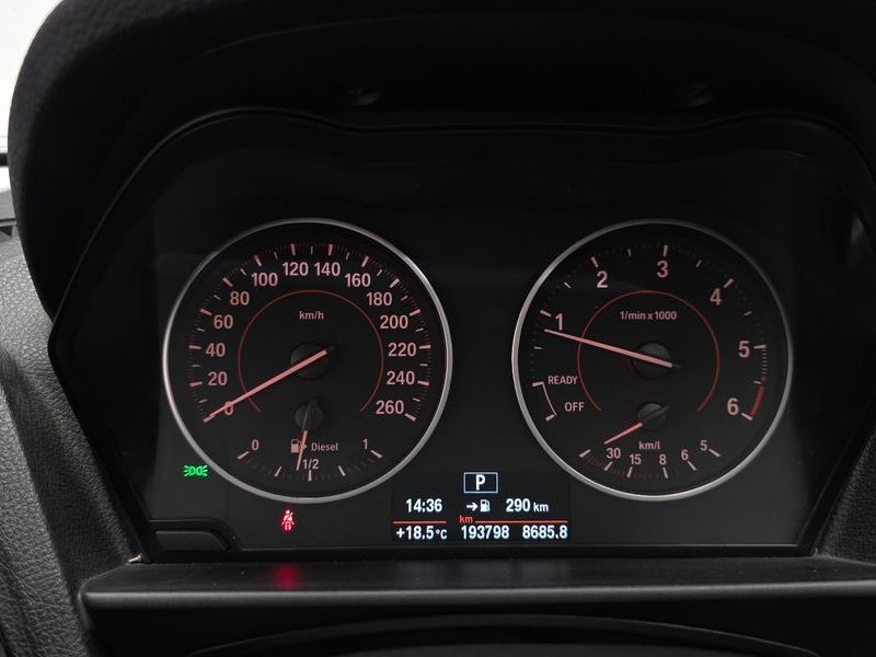 2016 BMW 1시리즈 118d Sport 5Door photo 8