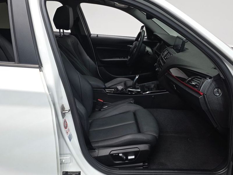 2016 BMW 1시리즈 118d Sport 5Door photo 10