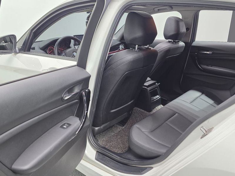 2016 BMW 1시리즈 118d Sport 5Door photo 26