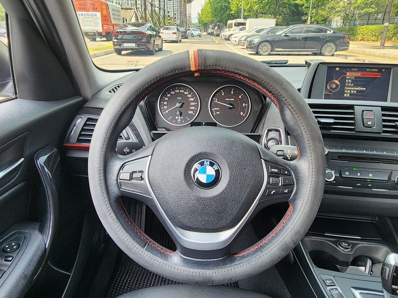 2015 BMW 1시리즈 118d Sport 5Door photo 20