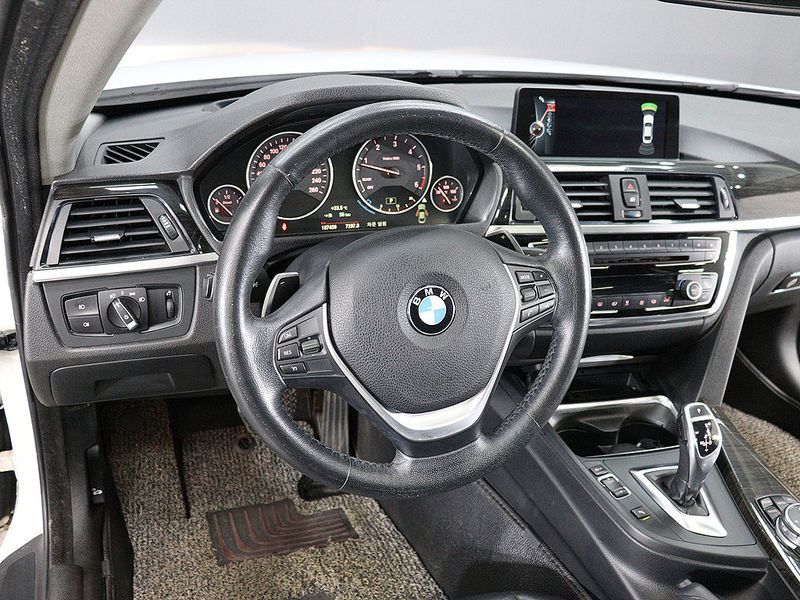2015 BMW 4 Series 420d Luxury Coupe photo 7
