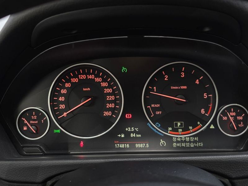 2016 BMW 3 Series 320d photo 8