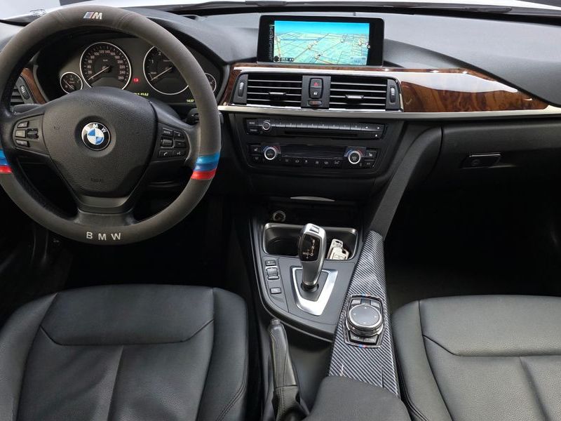 2015 BMW 3 Series 320d photo 7