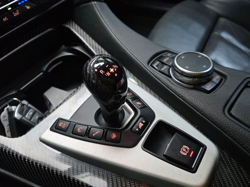 2016 BMW M6 Coupe photo 9