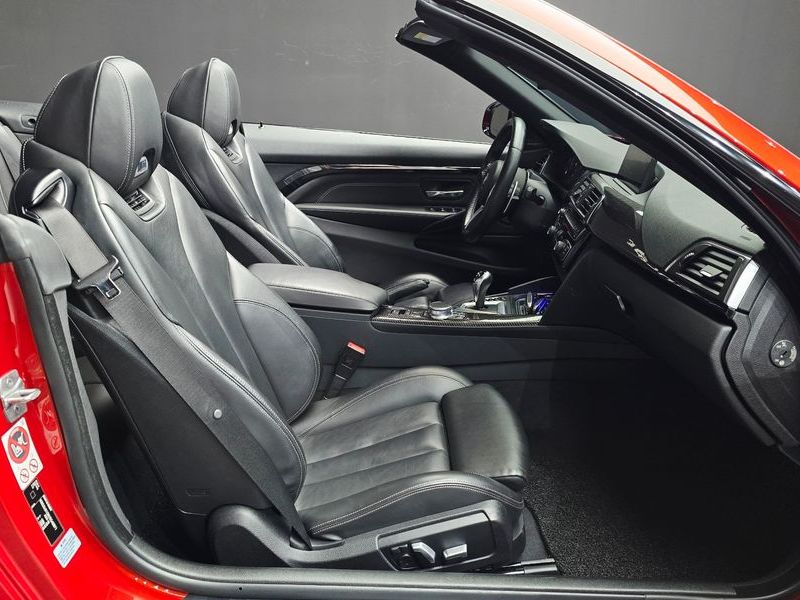 2017 BMW M4 Convertible photo 12