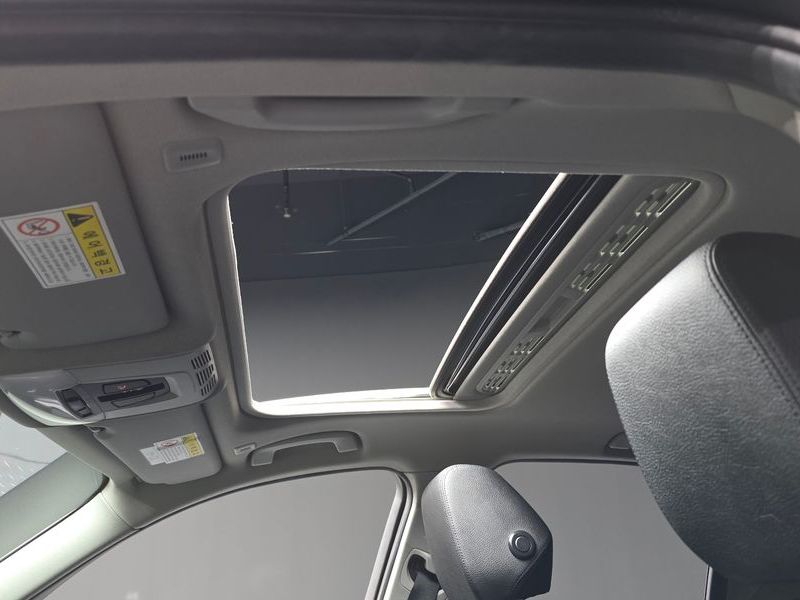 2015 BMW 3 Series 320d photo 17