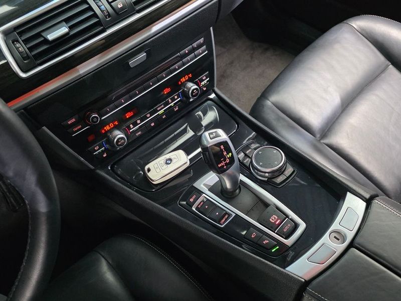 2016 BMW 5 Series GT ED Edition photo 9