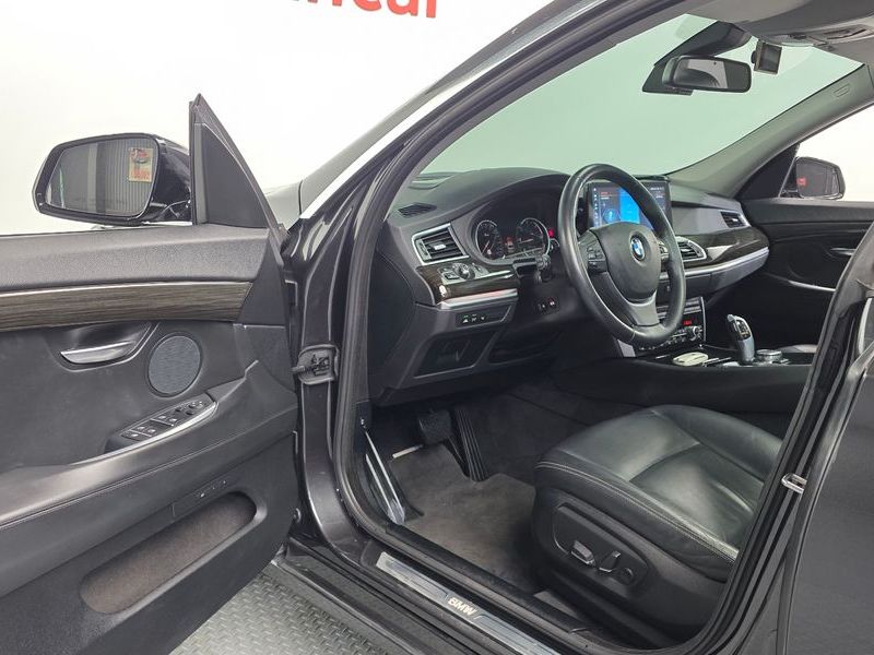 2016 BMW 5 Series GT ED Edition photo 10