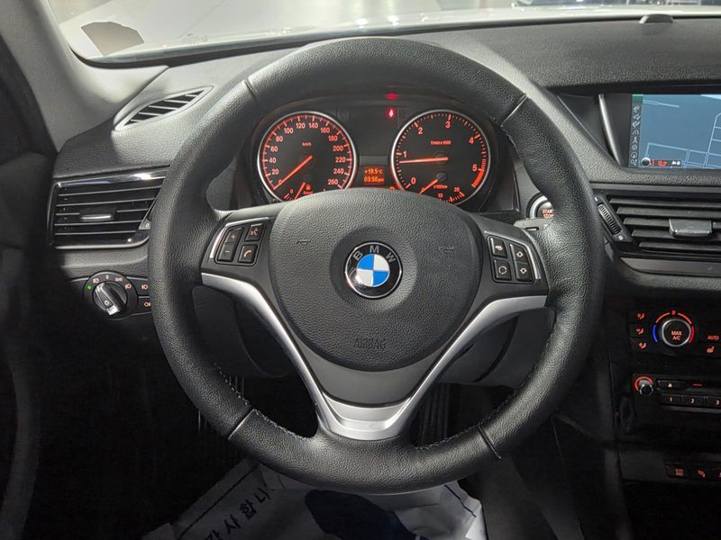 2015 BMW X1 xDrive 18d photo 8