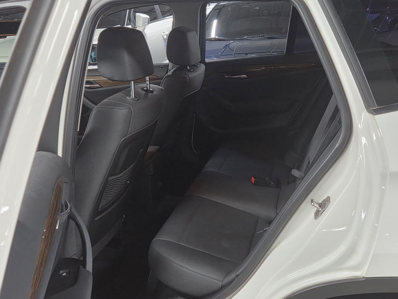 2015 BMW X1 xDrive 18d photo 11