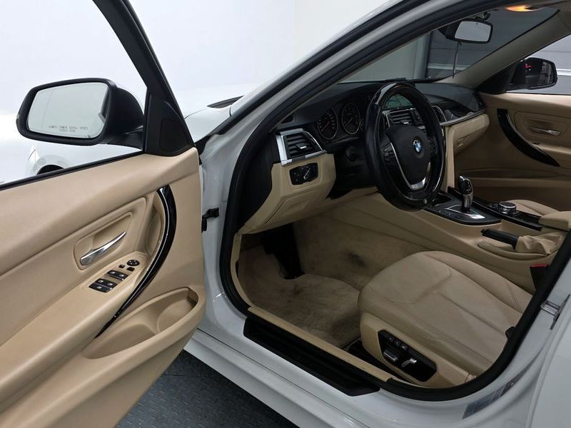 2016 BMW 3 Series 320d xDrive photo 10