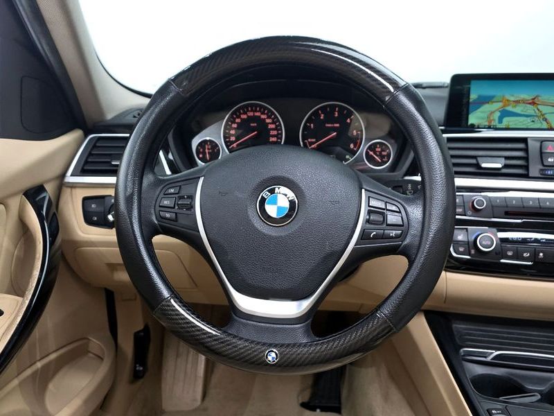2016 BMW 3 Series 320d xDrive photo 13