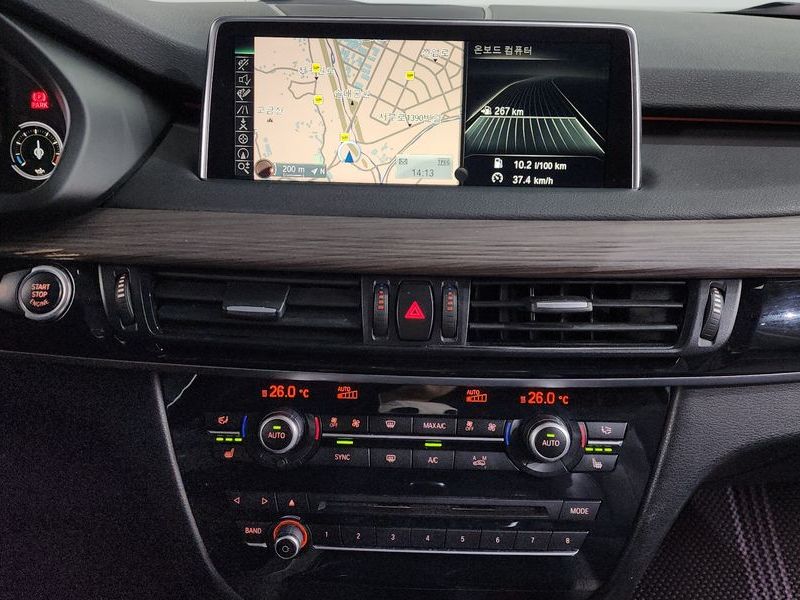 2016 BMW X5 xDrive 30d photo 14