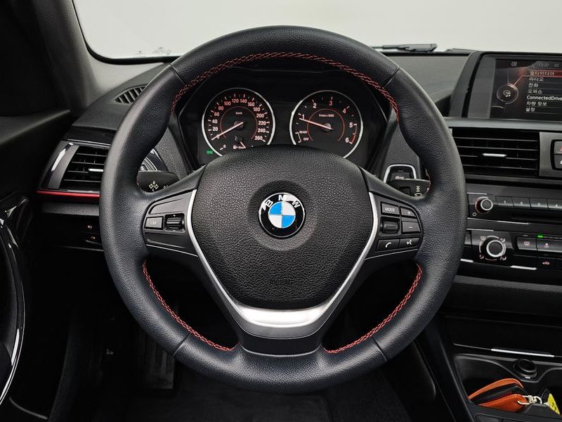 2015 BMW 1시리즈 118d Sport 5Door photo 13
