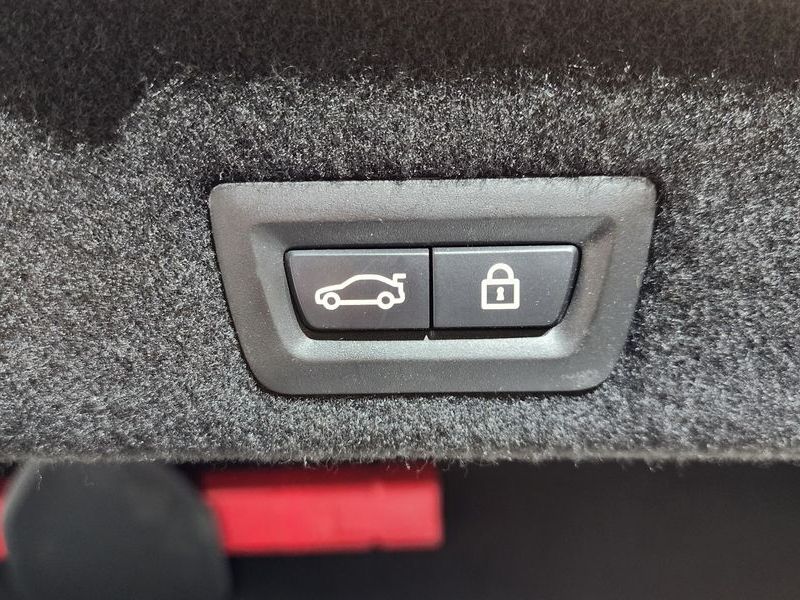 2016 BMW 7 Series 730Ld xDrive photo 17