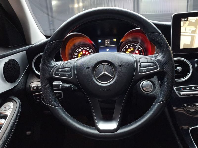 2017 Mercedes-Benz C-Class C200 Avantgarde photo 13