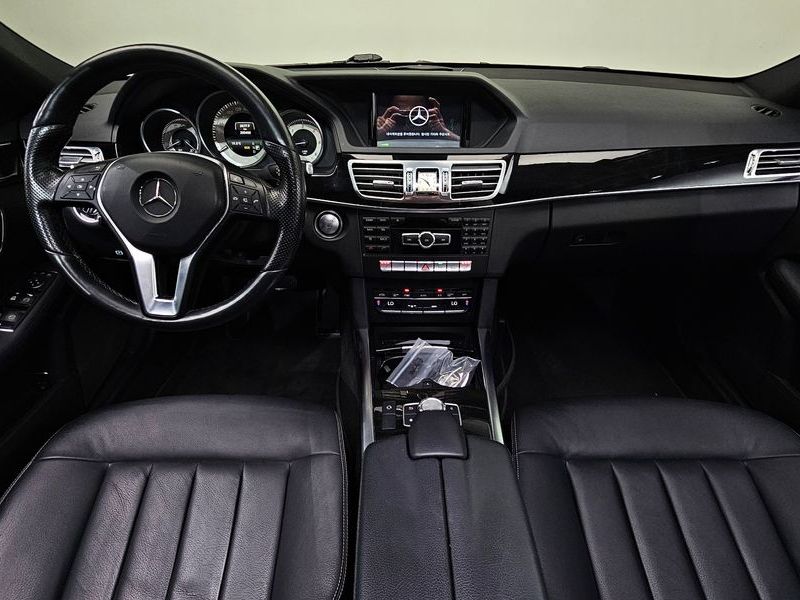 2015 Mercedes-Benz E-Class E220 Bluetec Avantgarde Sport photo 7