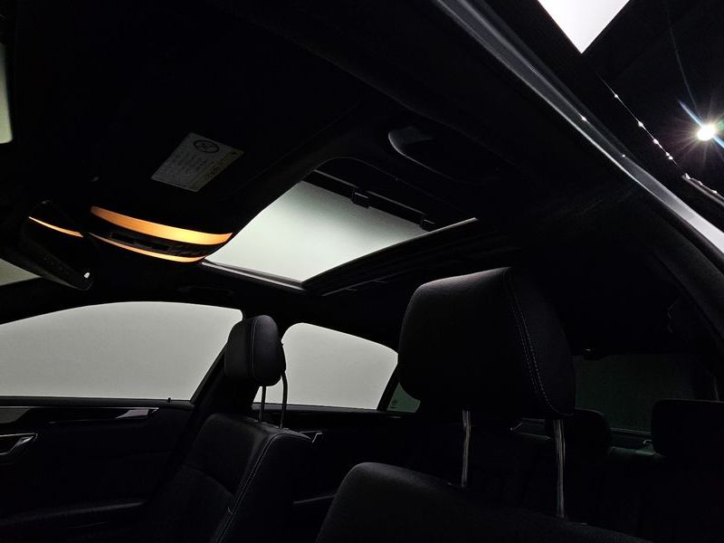 2015 Mercedes-Benz E-Class E220 Bluetec Avantgarde Sport photo 16