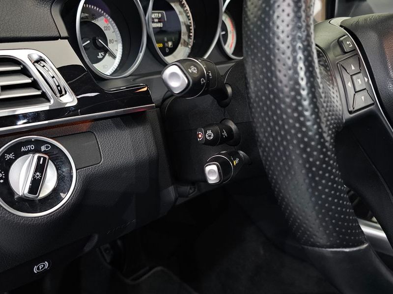 2015 Mercedes-Benz E-Class E220 Bluetec Avantgarde Sport photo 20