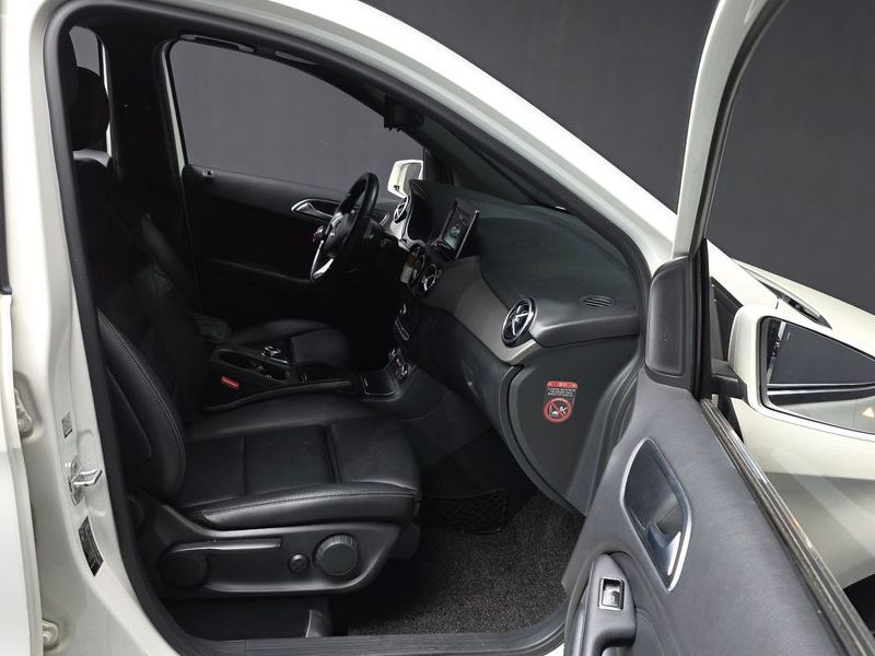 2016 Mercedes-Benz B-클래스 W246 B200 d photo 11