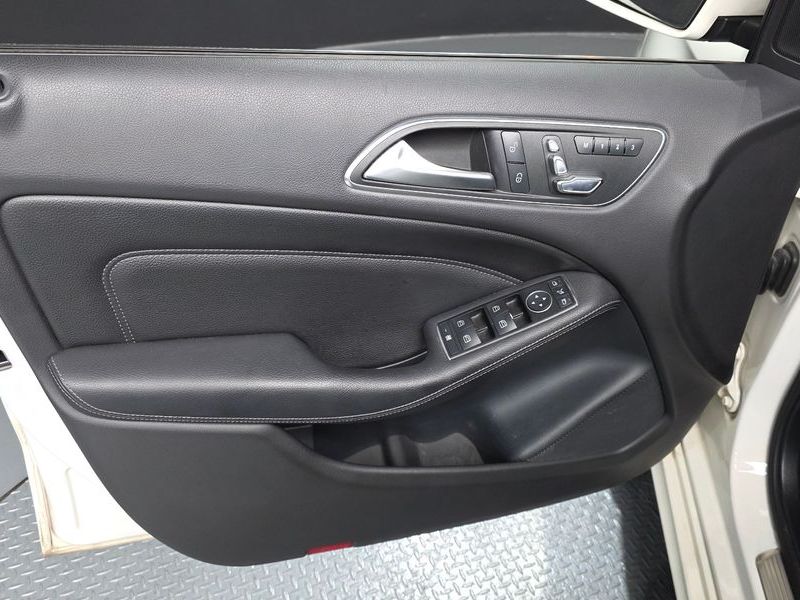 2016 Mercedes-Benz B-클래스 W246 B200 d photo 24