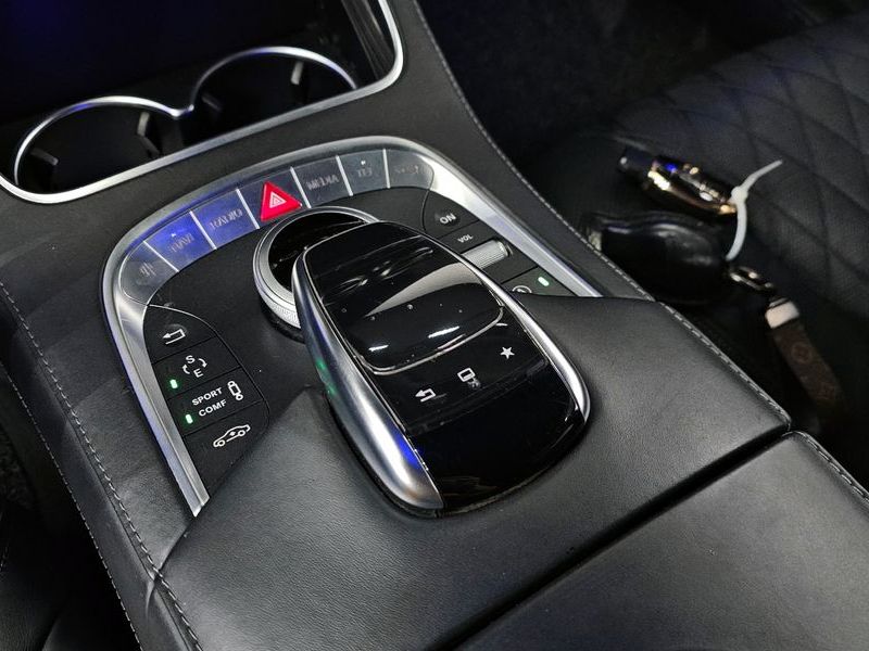2016 Mercedes-Benz S-Class Maybach S500 4MATIC photo 18
