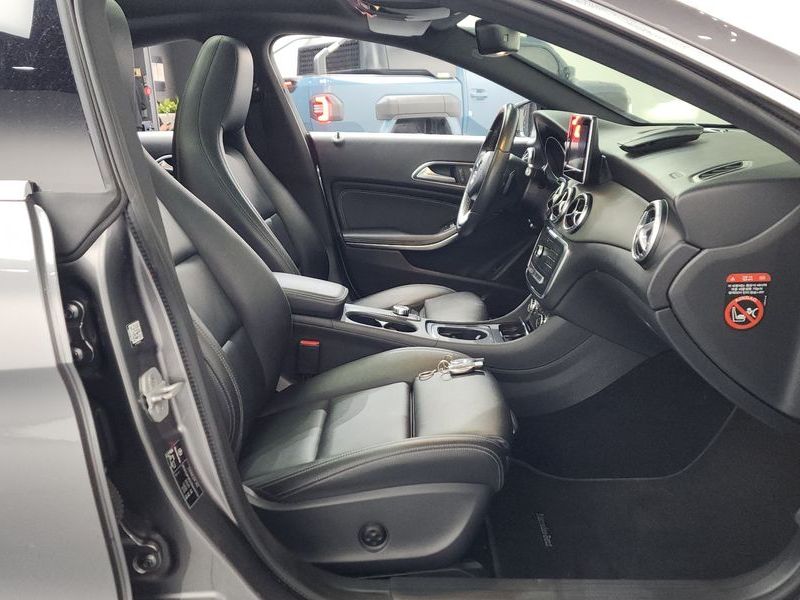 2017 Mercedes-Benz A-Class CLA250 4MATIC photo 11