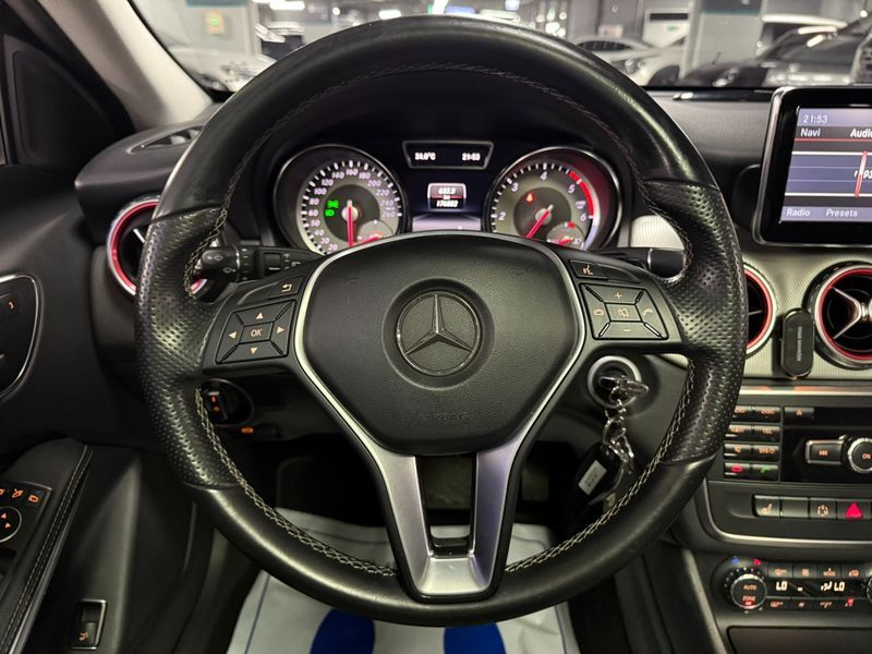 2015 Mercedes-Benz A-Class GLA200 CDI photo 8
