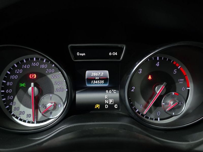 2016 Mercedes-Benz A-Class CLA200 d photo 8