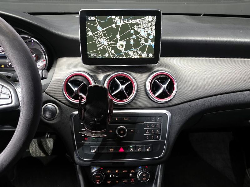 2016 Mercedes-Benz A-Class CLA200 d photo 14