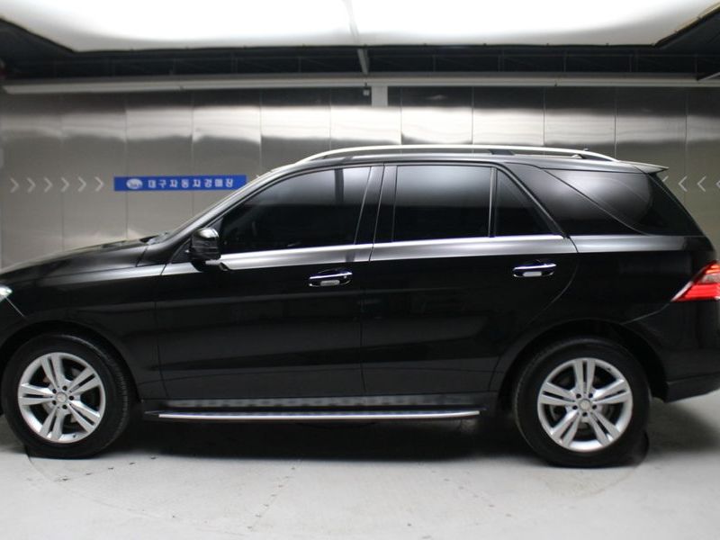 2015 Mercedes-Benz M-클래스 W166 ML350 BlueTEC 4MATIC photo 19