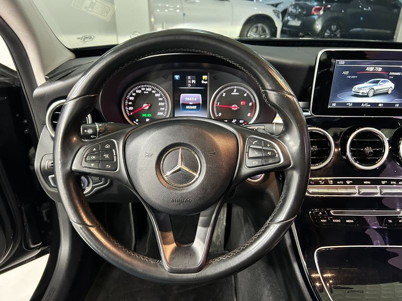 2016 Mercedes-Benz C-Class C200 d photo 14