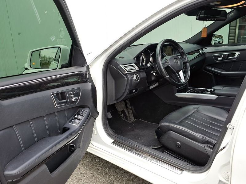 2015 Mercedes-Benz E-Class E300 Avangard photo 10
