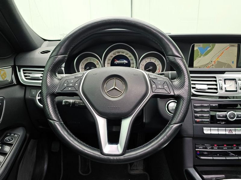 2015 Mercedes-Benz E-Class E300 Avangard photo 13