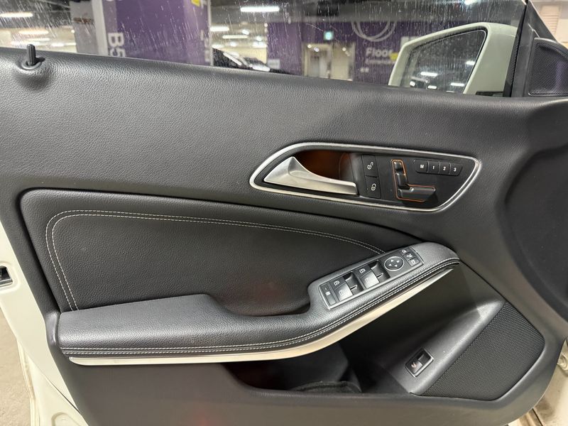 2016 Mercedes-Benz A-Class CLA200 d photo 19