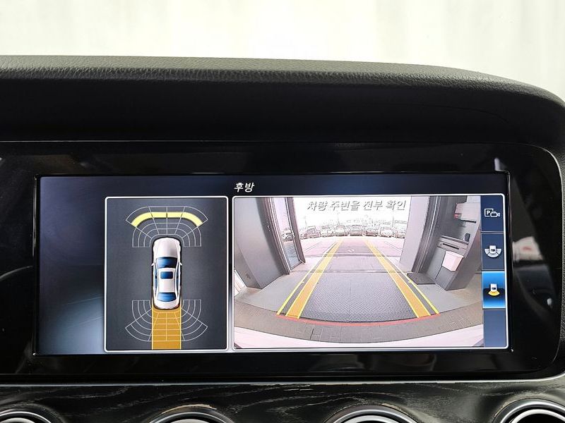 2017 Mercedes-Benz E-Class E220d Avantgarde photo 15
