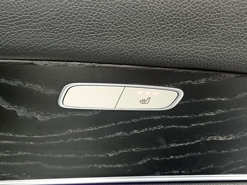 2017 Mercedes-Benz E-Class E220d Avantgarde photo 19