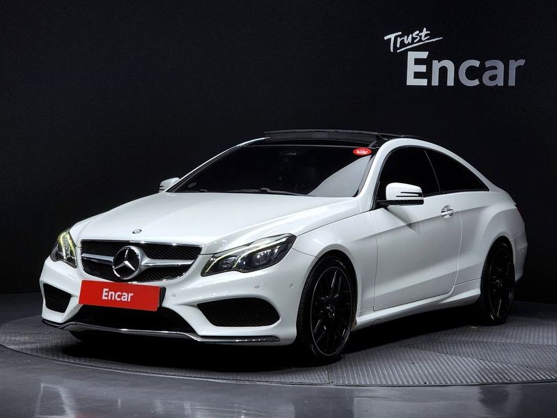 2015 Mercedes-Benz E-Class E200 Coupe photo 1