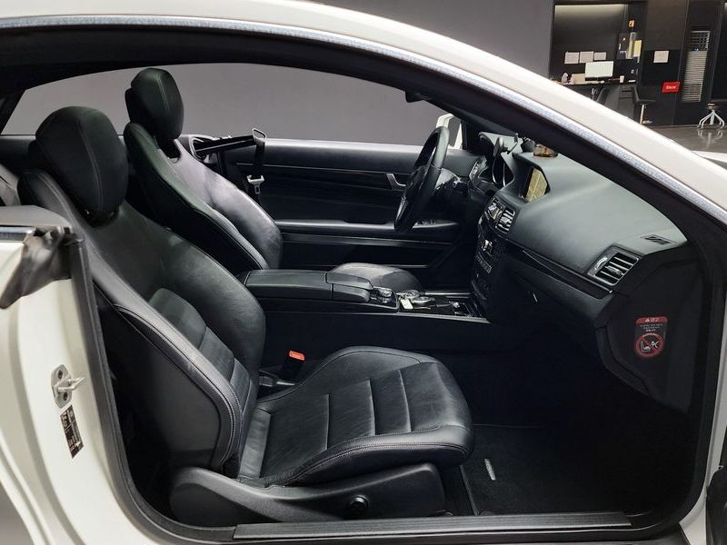 2015 Mercedes-Benz E-Class E200 Coupe photo 10
