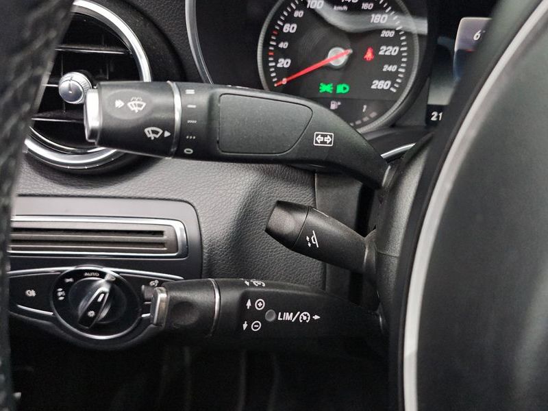 2015 Mercedes-Benz C-Class C200 photo 15