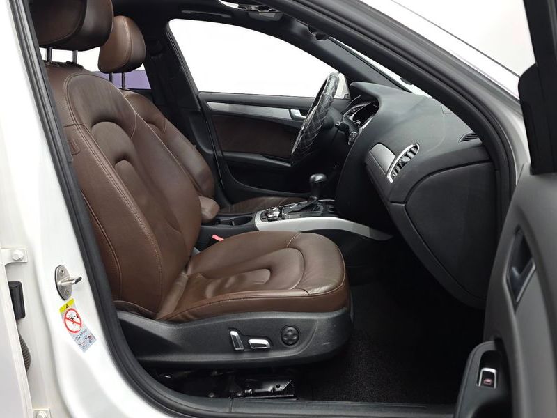 2015 Audi A4 30 TDI Dynamic B8 photo 11