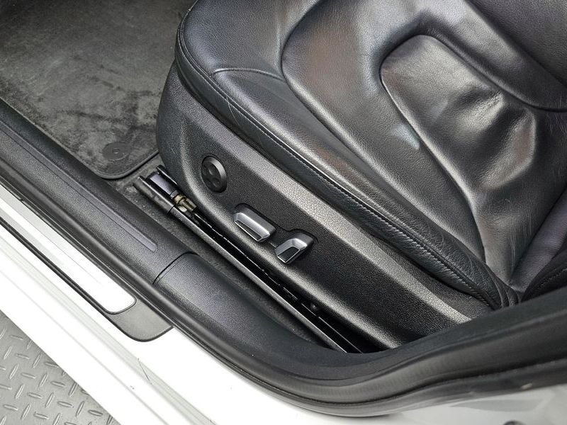 2015 Audi A4 30 TDI B8 photo 17