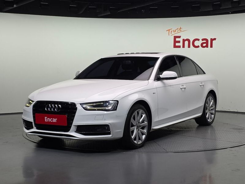 2015 Audi A4 40 TFSI Quattro Dynamic B8 photo 1