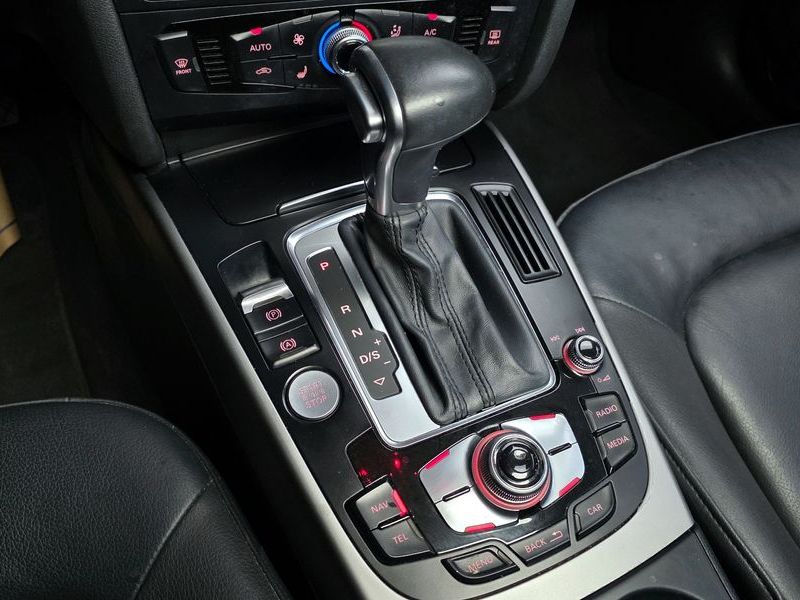 2015 Audi A4 40 TFSI Quattro Dynamic B8 photo 9