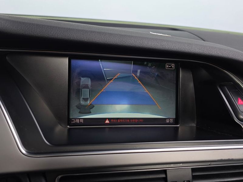 2015 Audi A4 40 TFSI Quattro Dynamic B8 photo 15